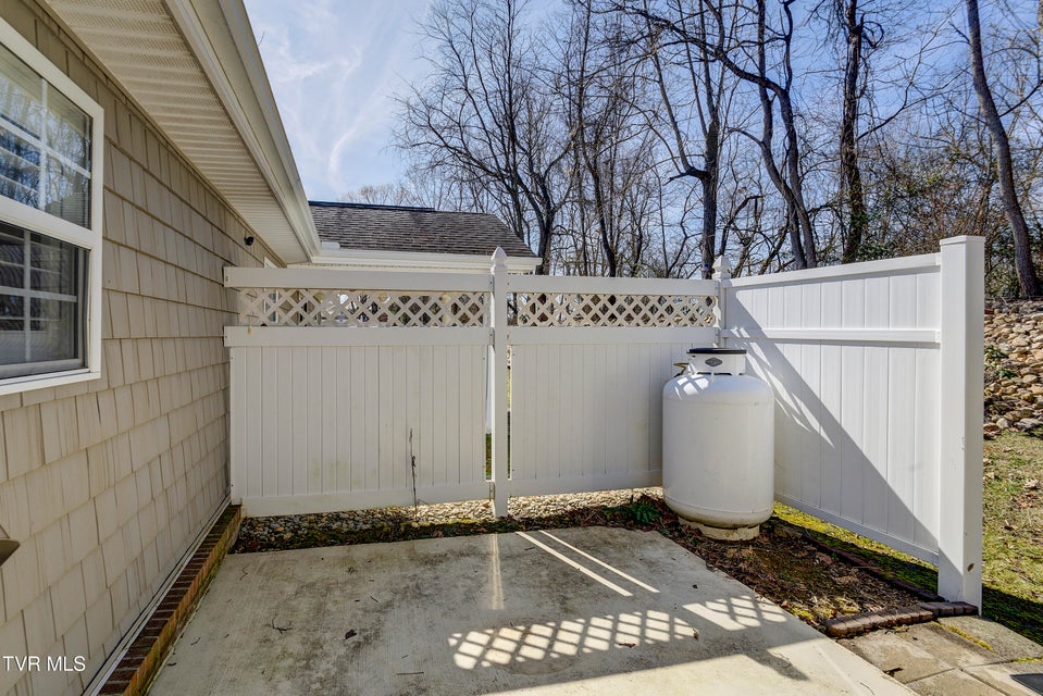 Photo #43: 221 Bridgewater Court