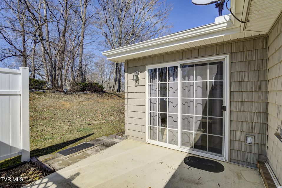 Photo #44: 221 Bridgewater Court