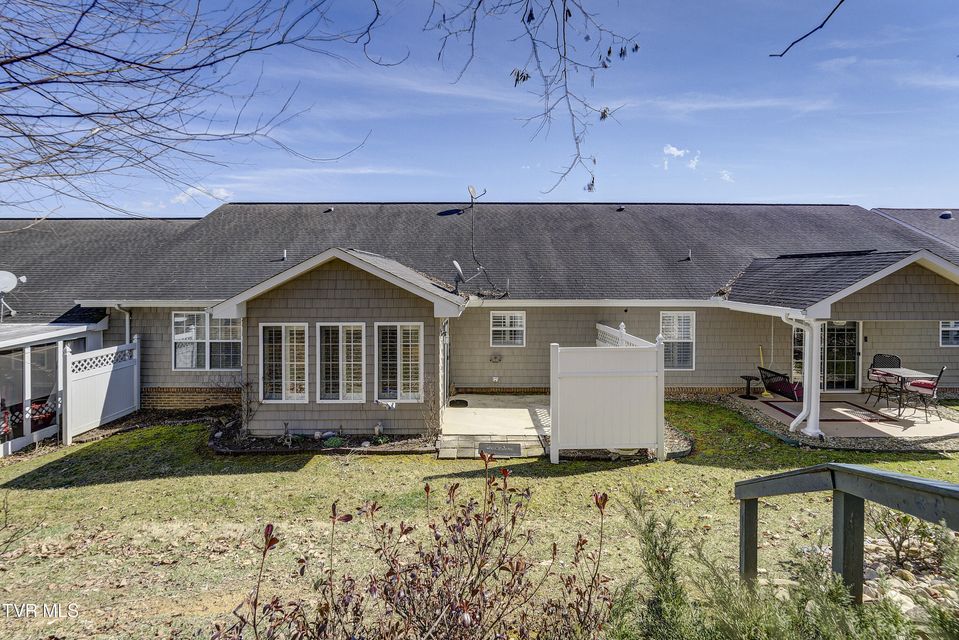 Photo #47: 221 Bridgewater Court