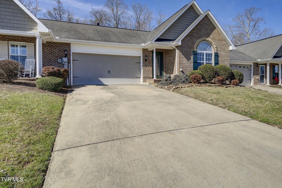 Photo #49: 221 Bridgewater Court