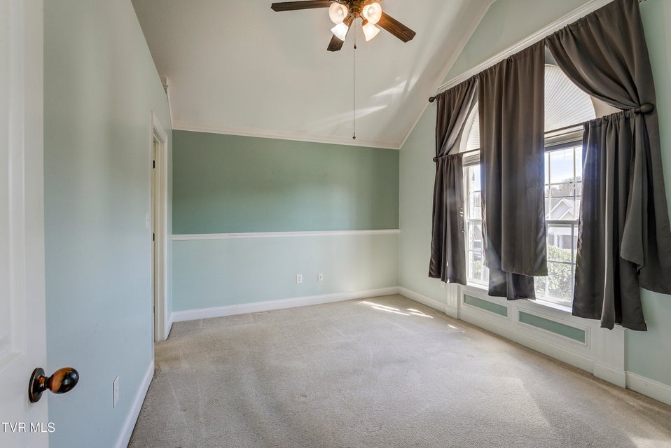 Photo #34: 221 Bridgewater Court