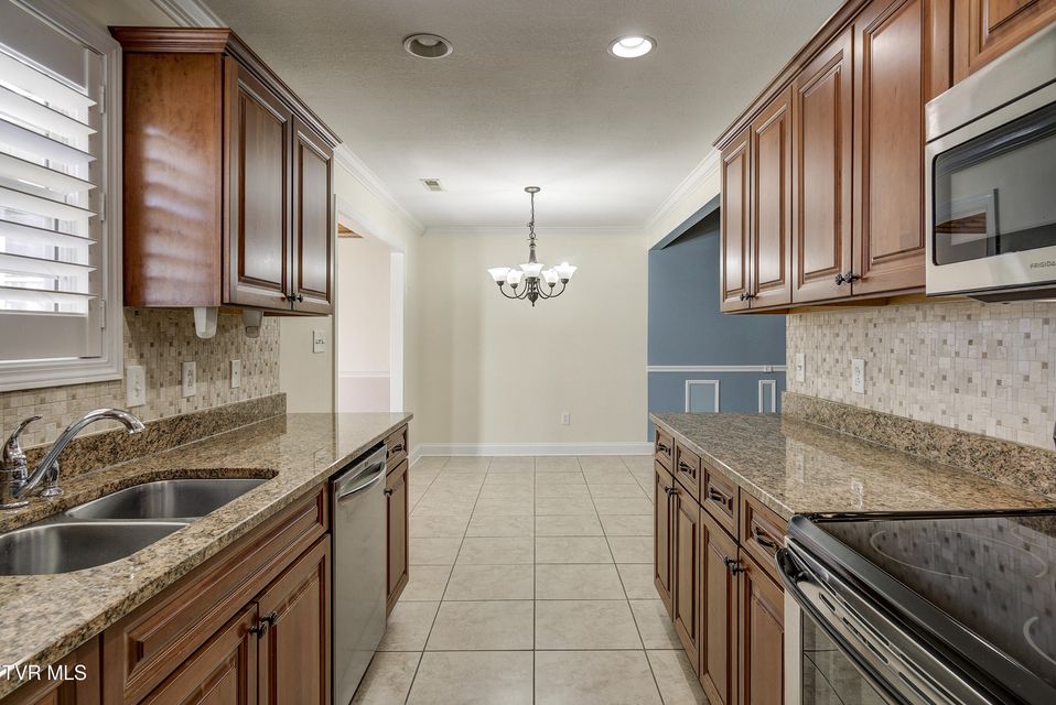 Photo #19: 221 Bridgewater Court