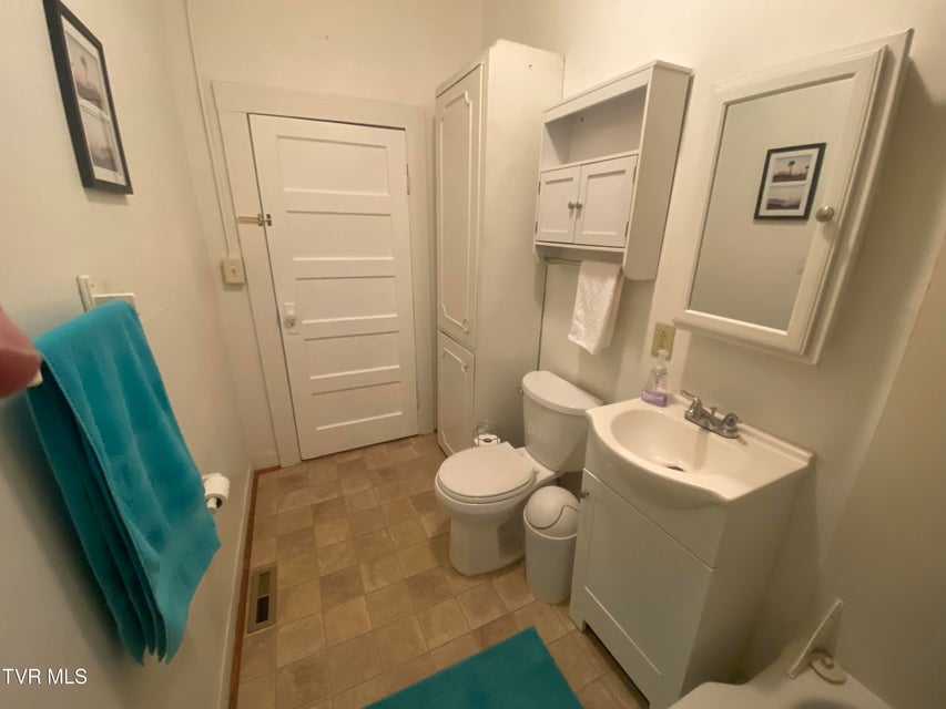 Photo #9: 127 Unaka Street