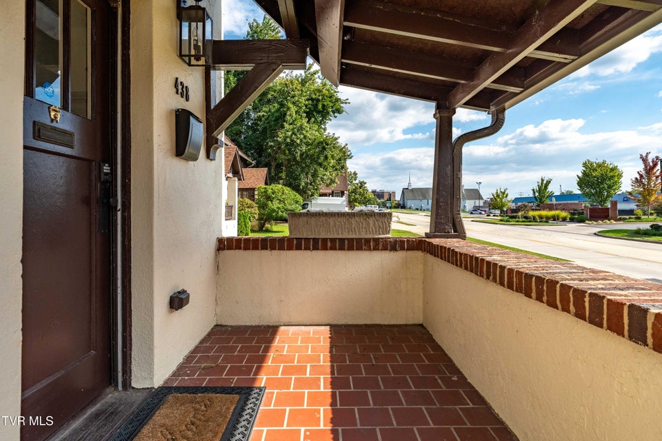 Photo #7: 438 Sullivan Street