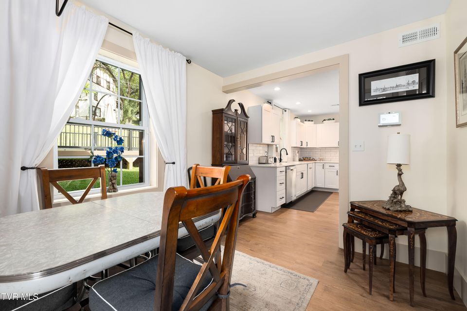 Photo #16: 438 Sullivan Street