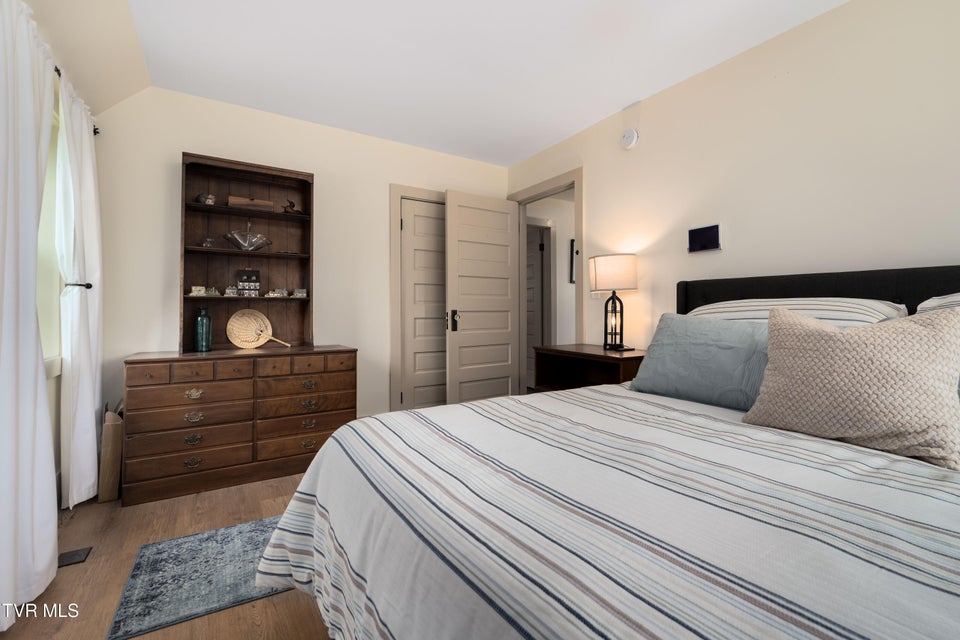 Photo #30: 438 Sullivan Street