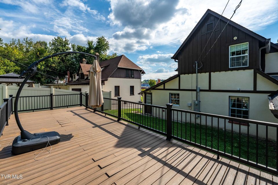 Photo #39: 438 Sullivan Street