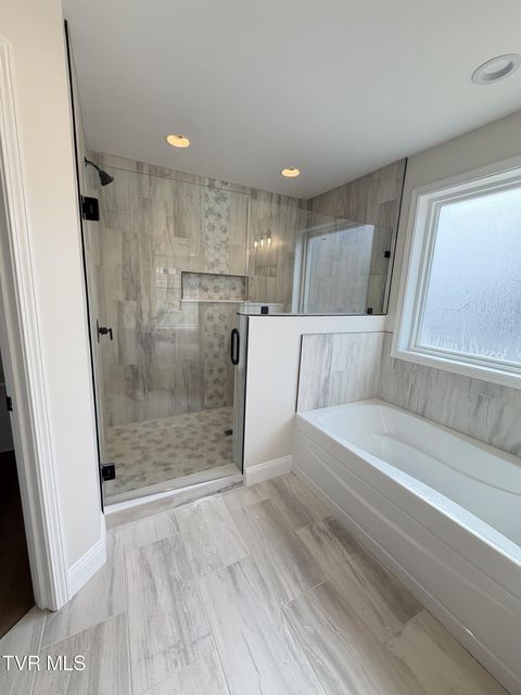 Photo #11: 305 Ty'S Place