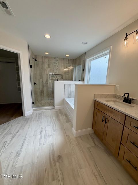 Photo #12: 305 Ty'S Place