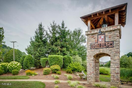 Photo #48: 2919 Royal Mile Divide