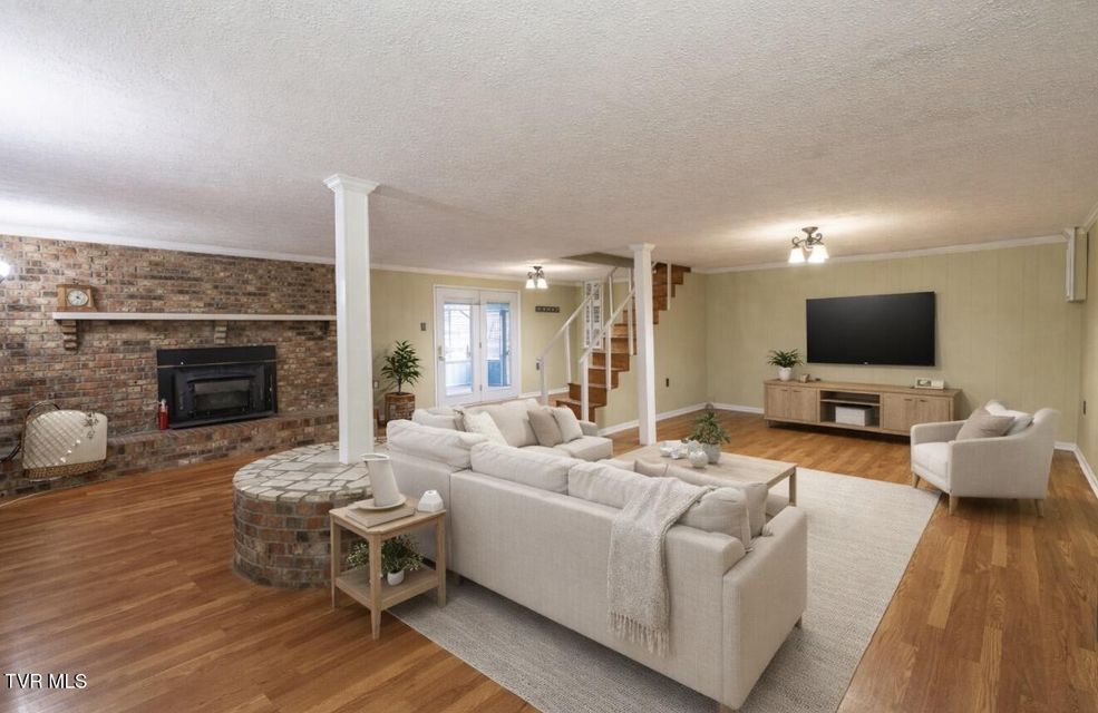 Photo #6: 394 Elm Street