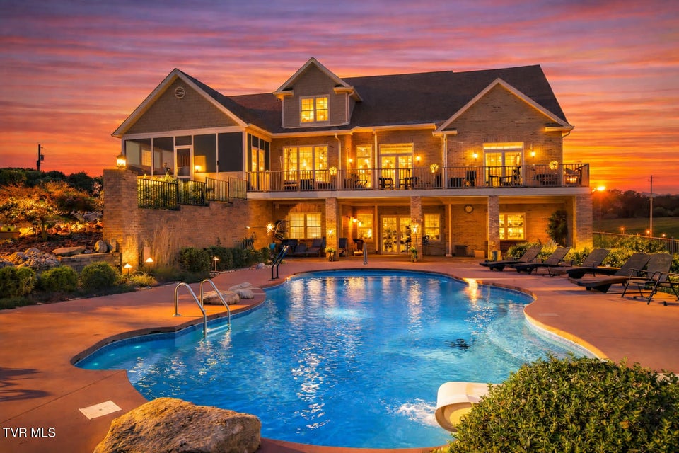 Photo #2: 1399 Highway 75 