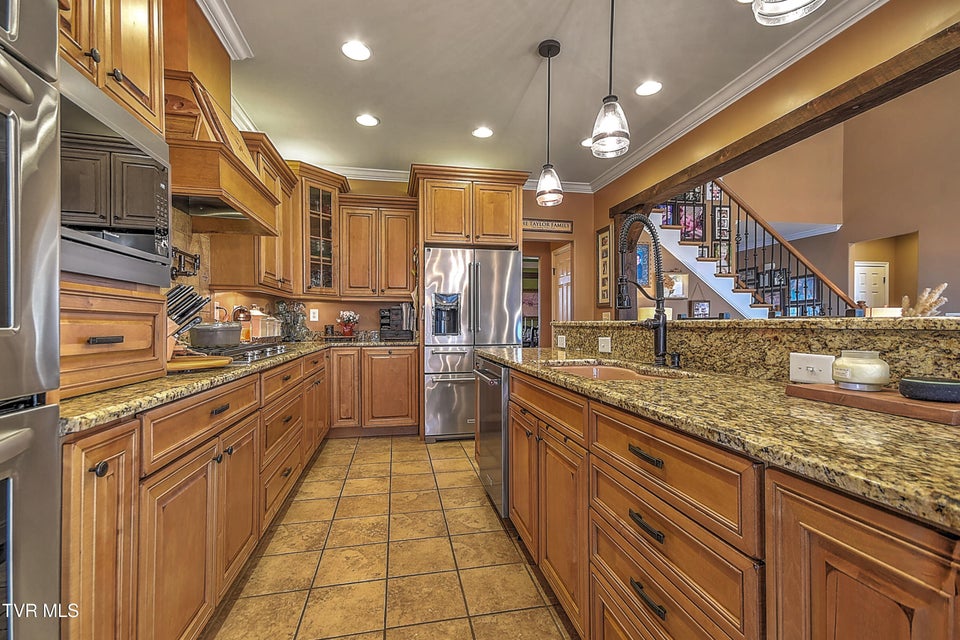 Photo #33: 1399 Highway 75 