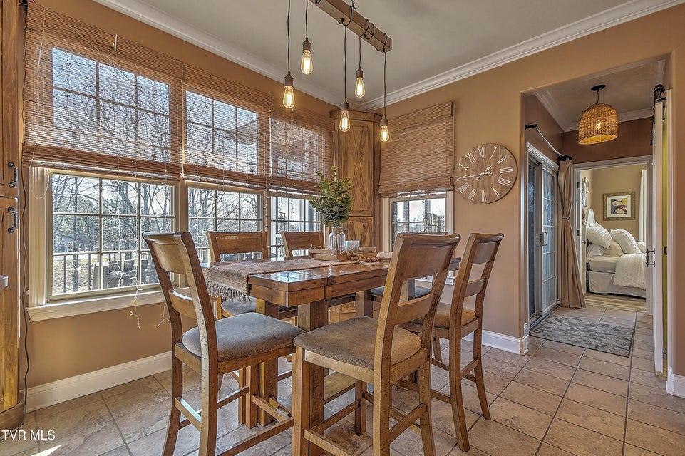 Photo #36: 1399 Highway 75 