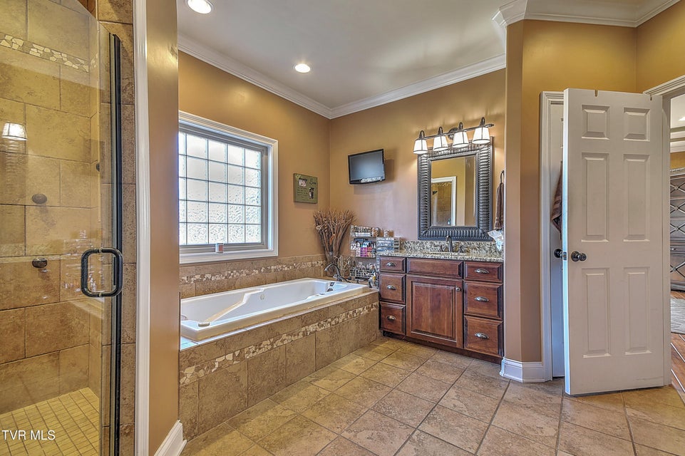 Photo #54: 1399 Highway 75 