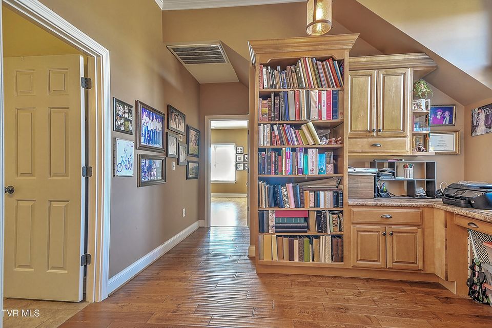 Photo #59: 1399 Highway 75 