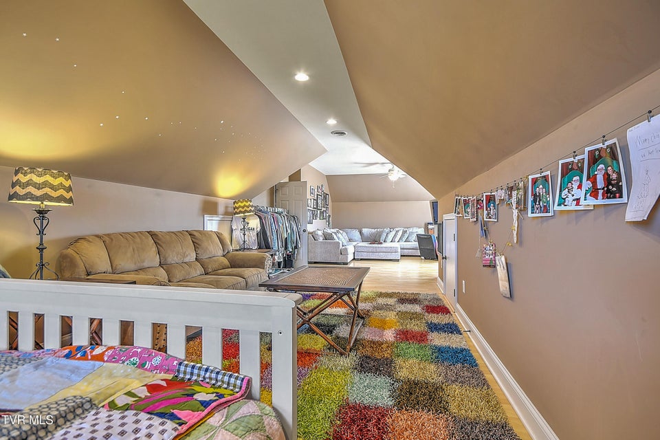 Photo #61: 1399 Highway 75 