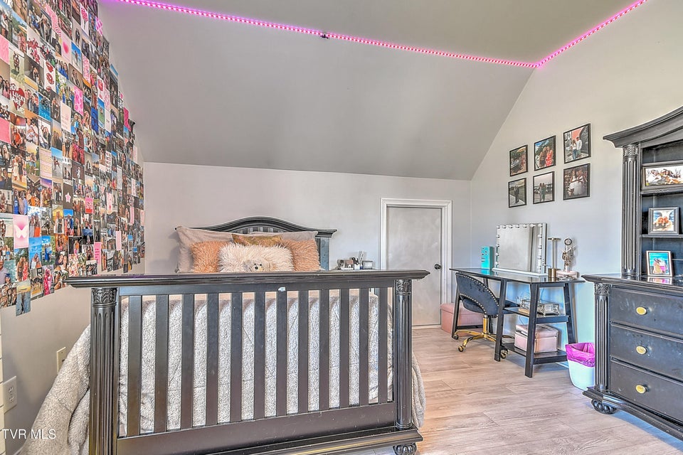 Photo #64: 1399 Highway 75 