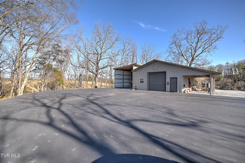 Photo #81: 1399 Highway 75 