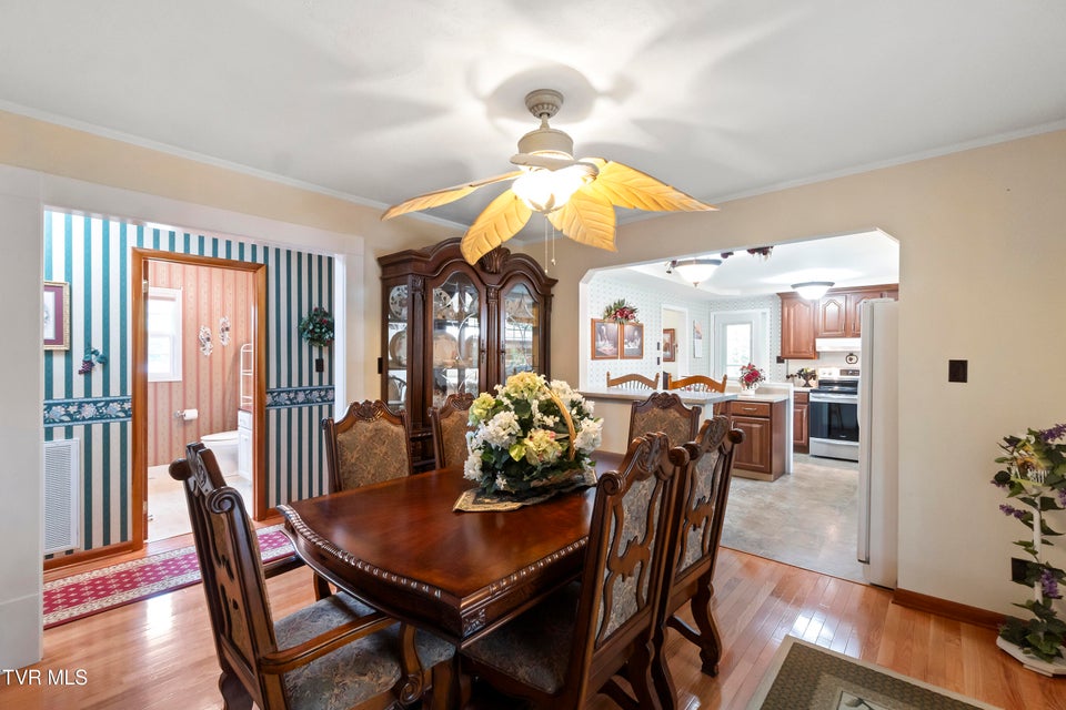 Photo #7: 126 Poplar Hill Drive