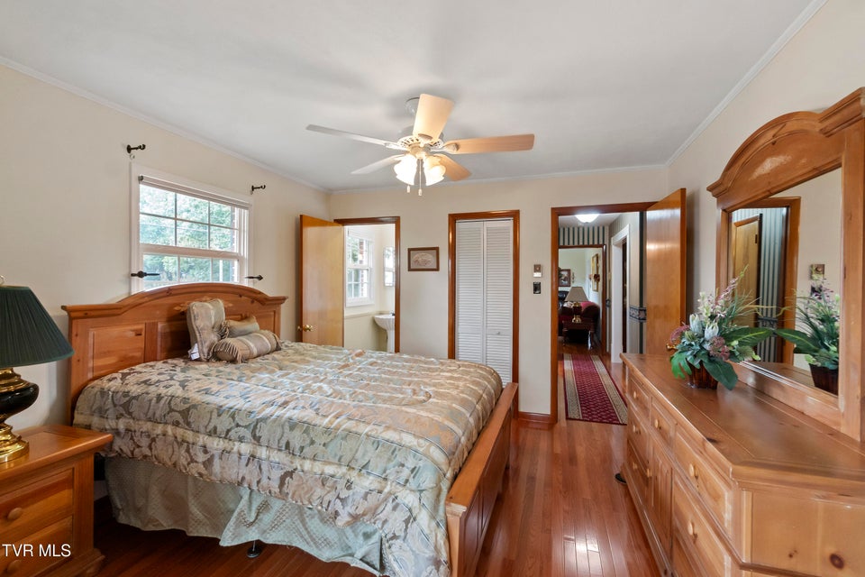 Photo #10: 126 Poplar Hill Drive