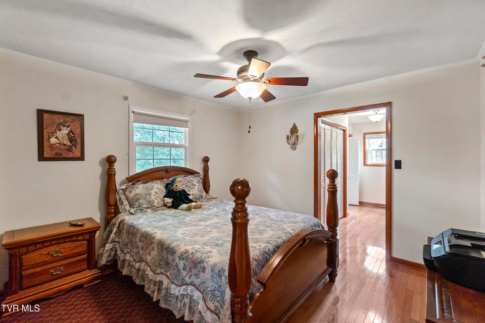 Photo #11: 126 Poplar Hill Drive