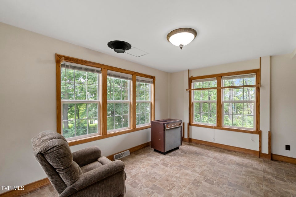 Photo #16: 126 Poplar Hill Drive