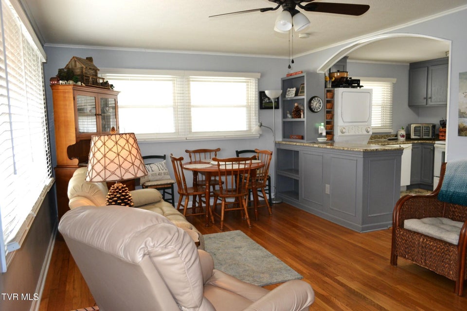 Photo #19: 306 Summerwood Drive