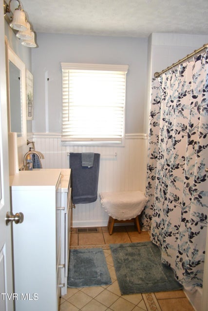 Photo #35: 306 Summerwood Drive