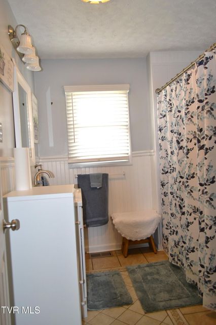 Photo #37: 306 Summerwood Drive