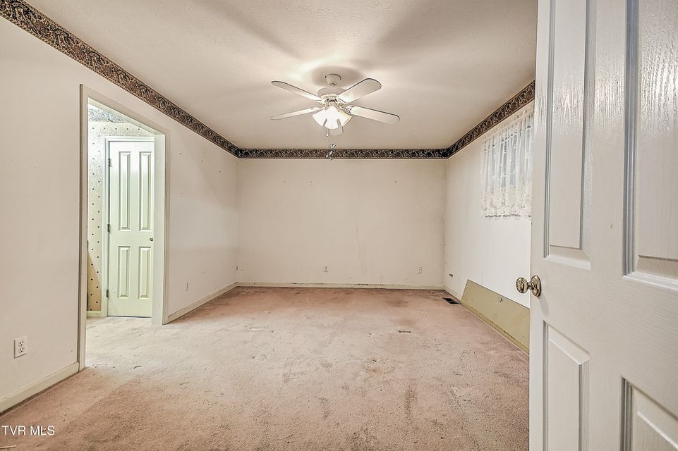 Photo #25: 510 Kinser Park Lane