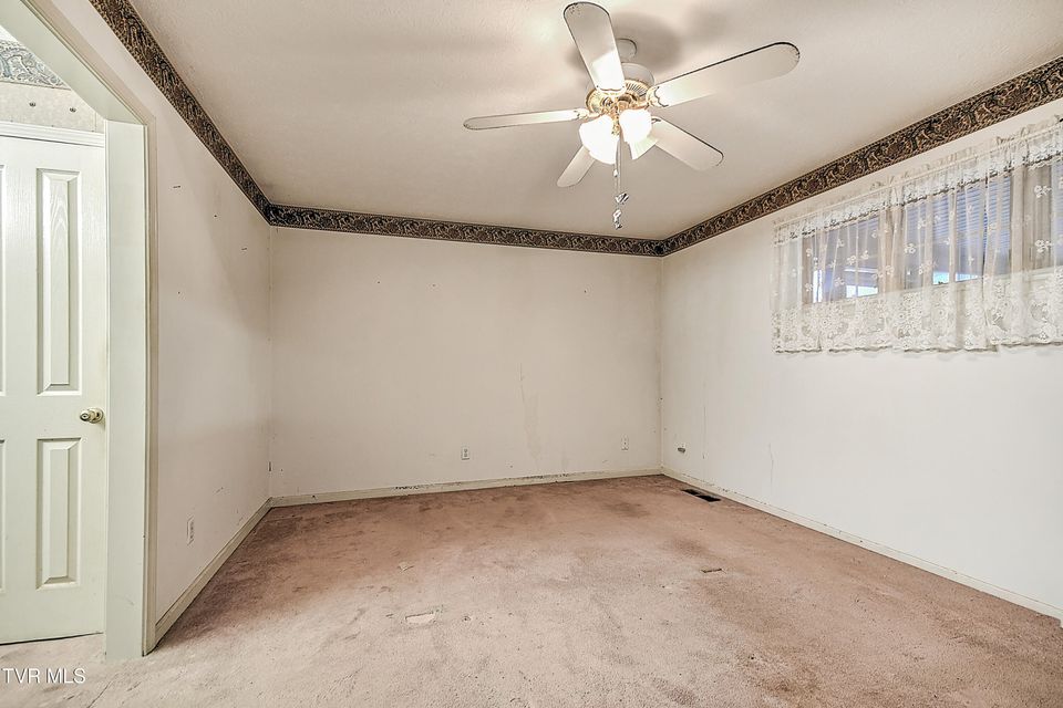 Photo #26: 510 Kinser Park Lane