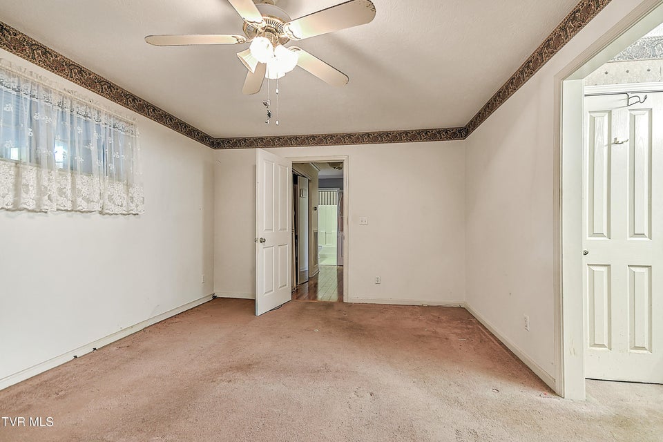 Photo #27: 510 Kinser Park Lane