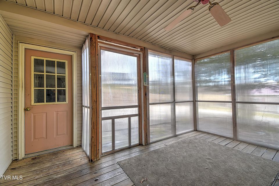 Photo #31: 510 Kinser Park Lane