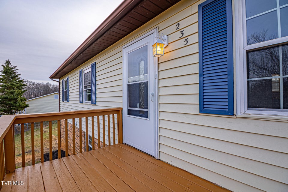 Photo #2: 235 Chestnut Street