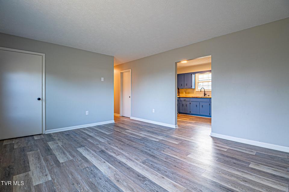 Photo #4: 235 Chestnut Street