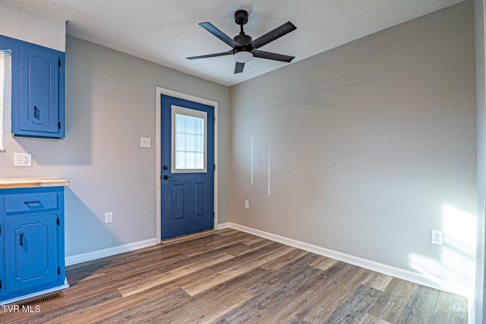 Photo #7: 235 Chestnut Street