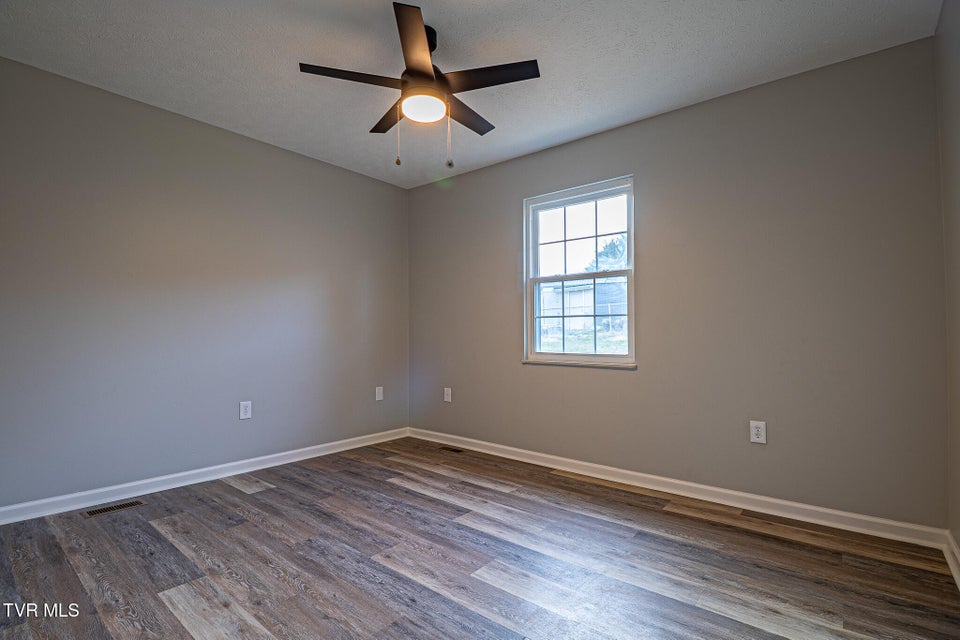 Photo #11: 235 Chestnut Street