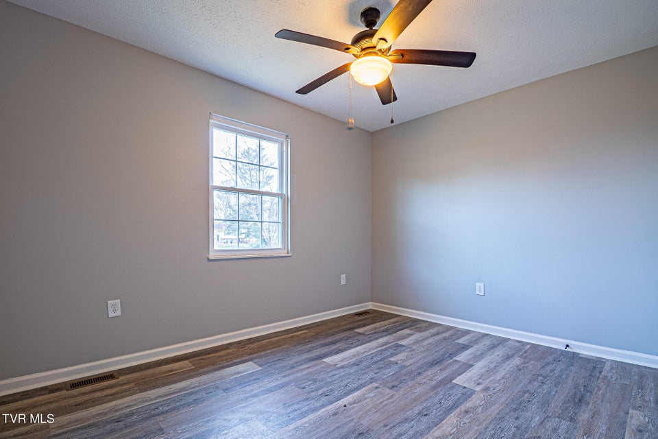 Photo #13: 235 Chestnut Street