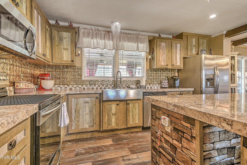 Photo #14: 18378 Buffalo Pond Road