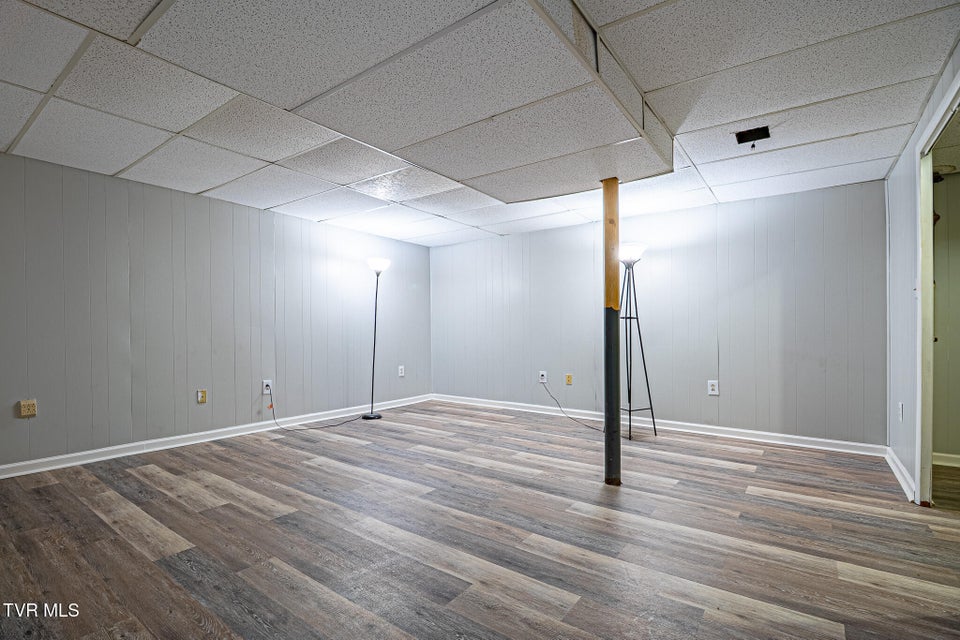 Photo #16: 235 Chestnut Street