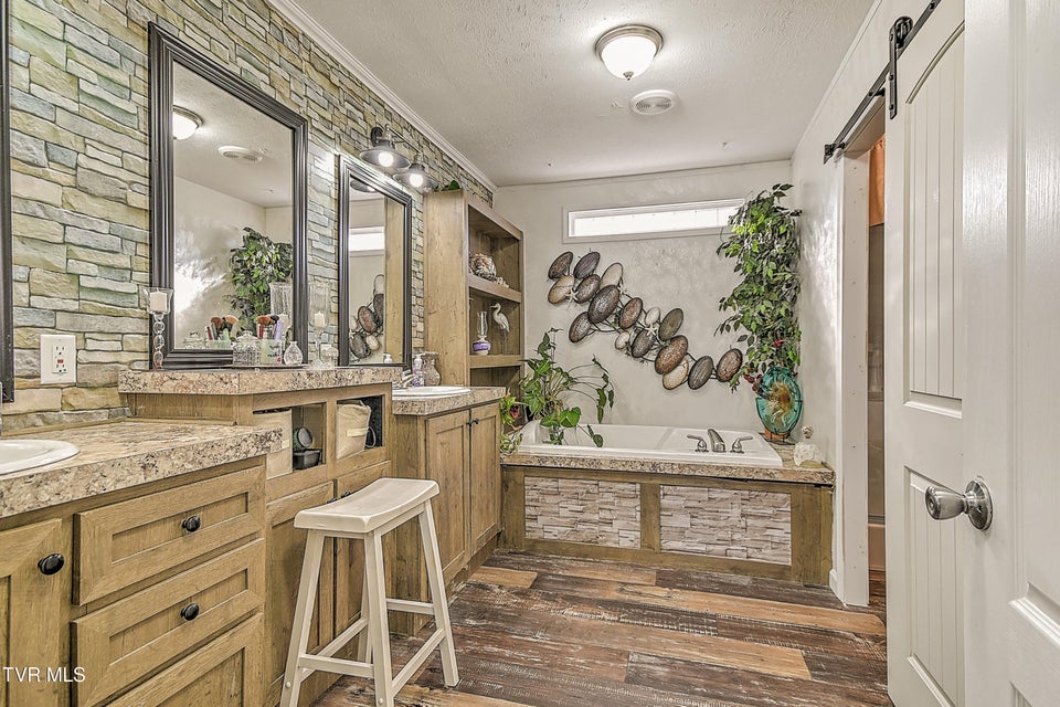 Photo #22: 18378 Buffalo Pond Road