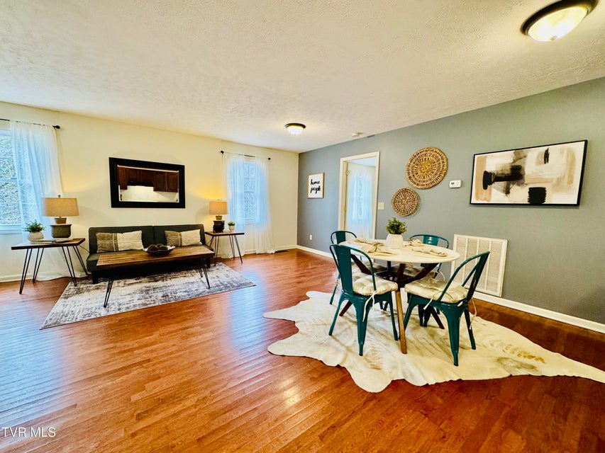 Photo #11: 474 Long Hollow Road