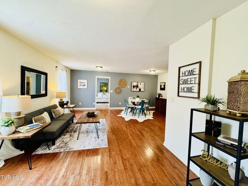 Photo #3: 474 Long Hollow Road