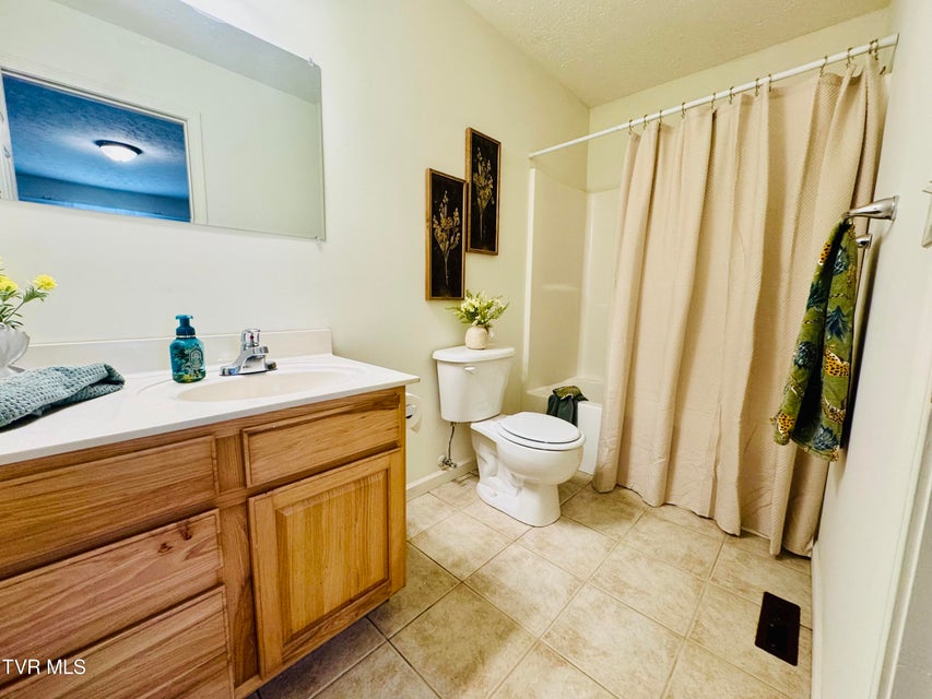 Photo #24: 474 Long Hollow Road