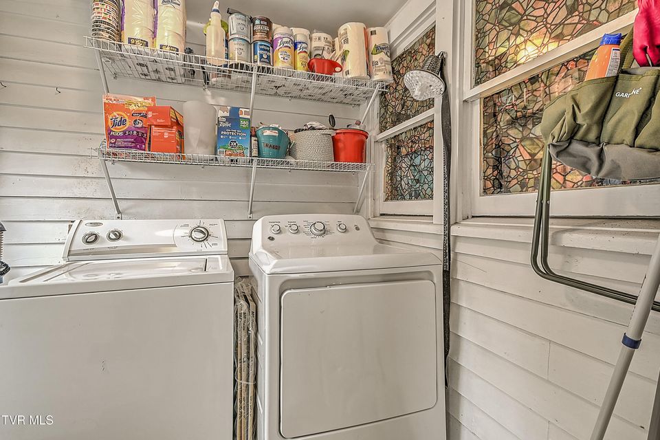 Photo #16: 1914 Windsor Avenue