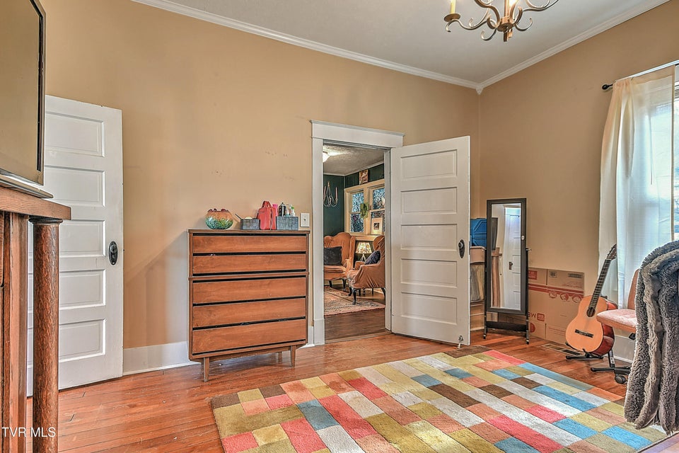 Photo #18: 1914 Windsor Avenue