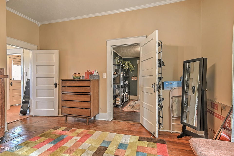 Photo #19: 1914 Windsor Avenue