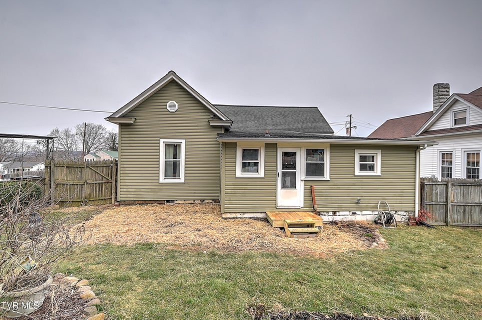 Photo #28: 1914 Windsor Avenue