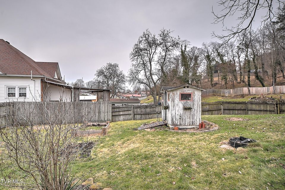 Photo #35: 1914 Windsor Avenue